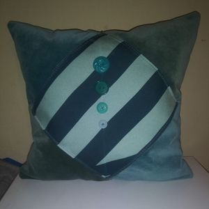 Accent pillow